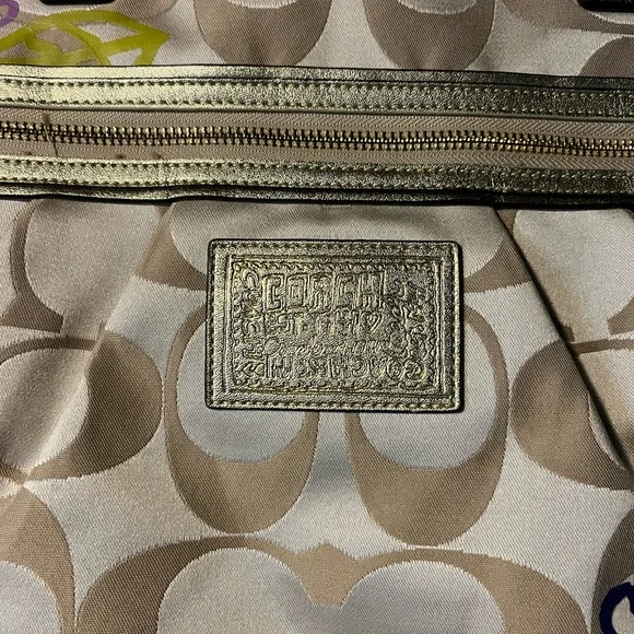 Coach Poppy Daisy Signature Applique Glam Tote -REHAB PIECE - Picture 4 of 11